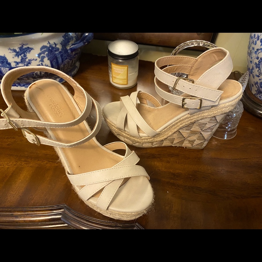 Charlotte Russe wedges size 7